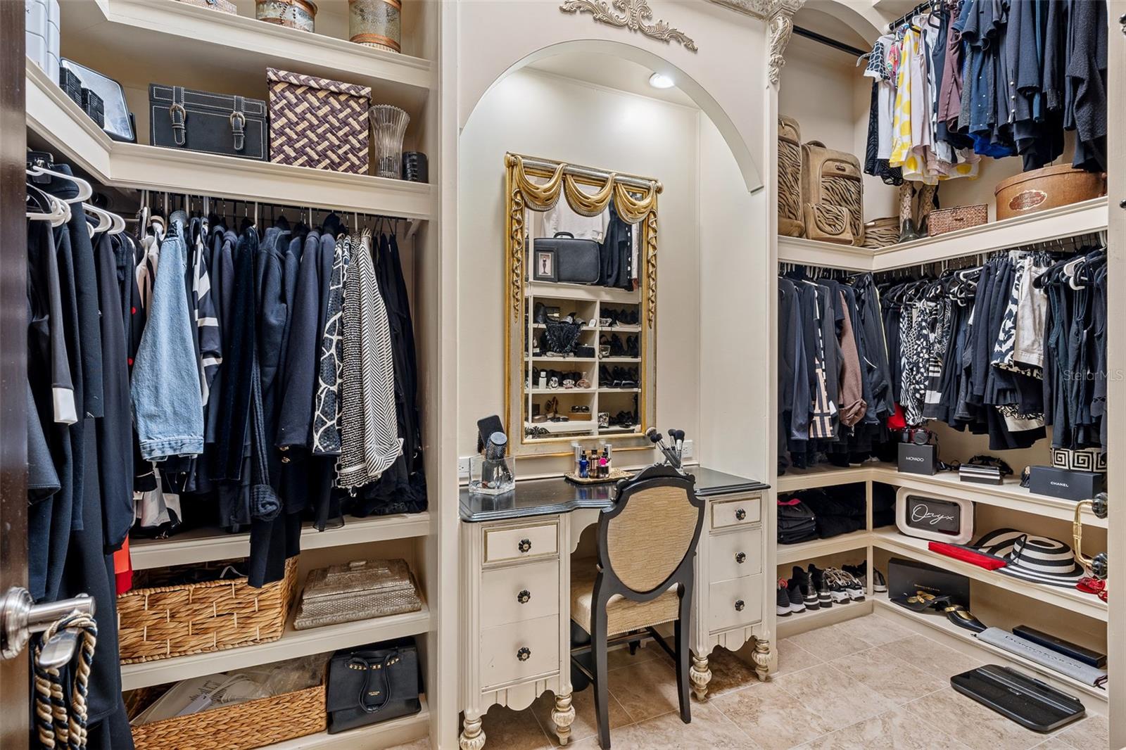 Image 23 of 56 For 641 Woodbridge Drive