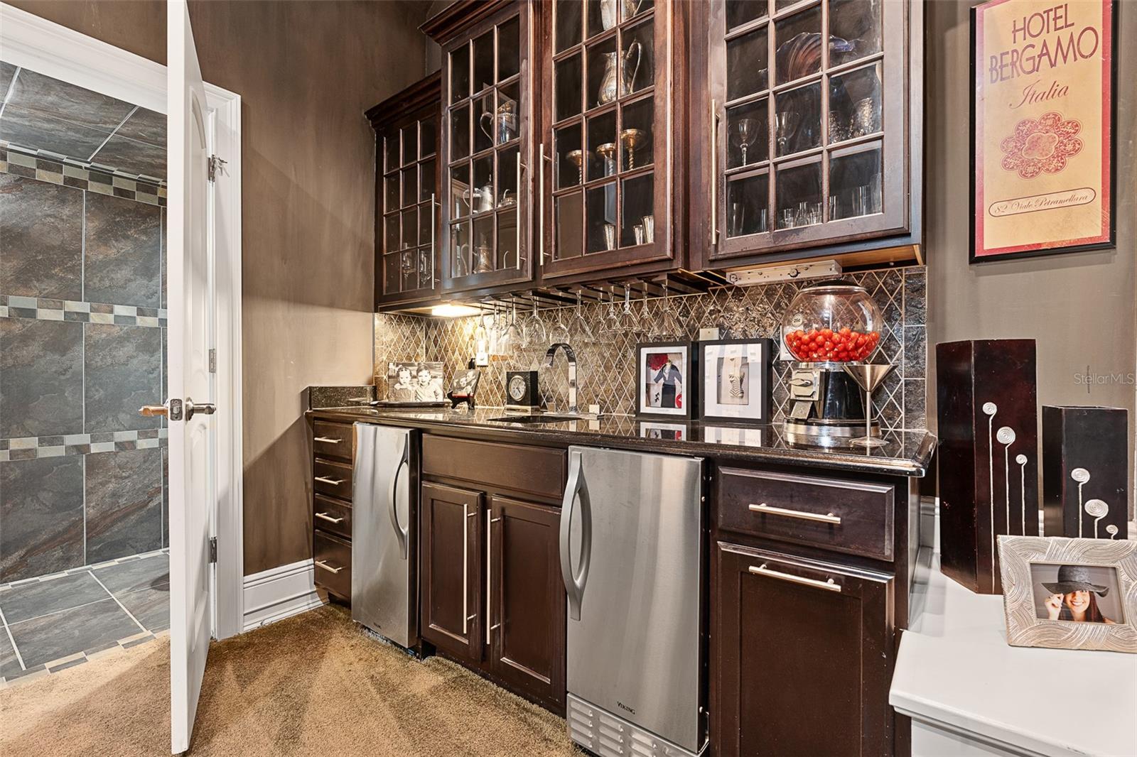 Image 31 of 56 For 641 Woodbridge Drive