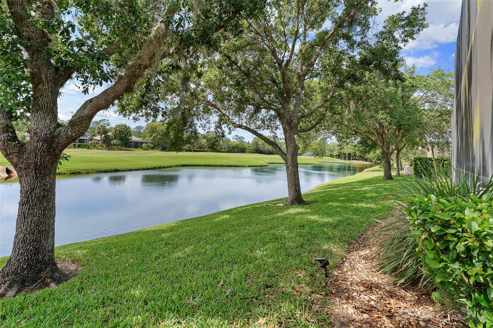 Image 47 of 56 For 641 Woodbridge Drive