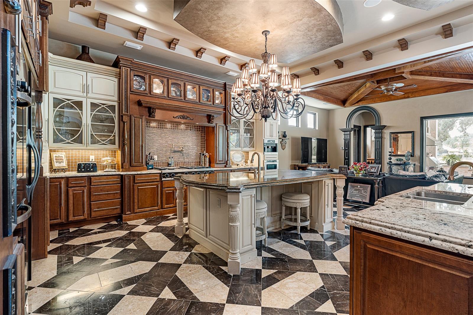 Image 9 of 56 For 641 Woodbridge Drive