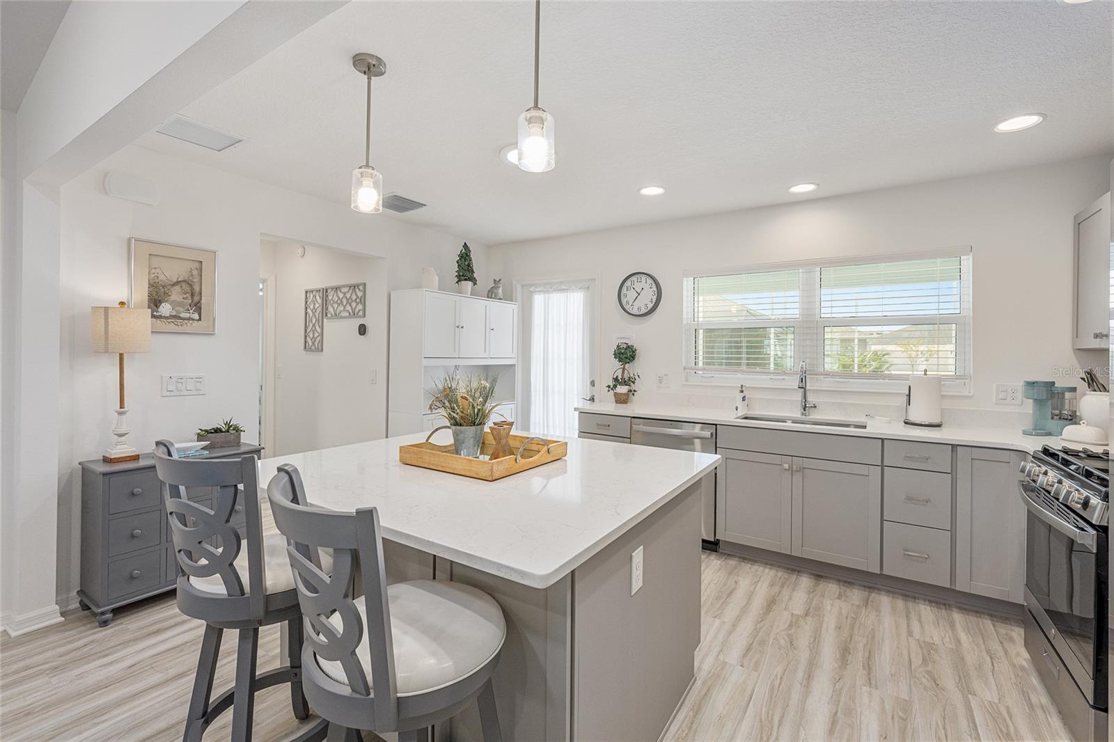 Image 4 of 80 For 7950 Jeff Anderson Way