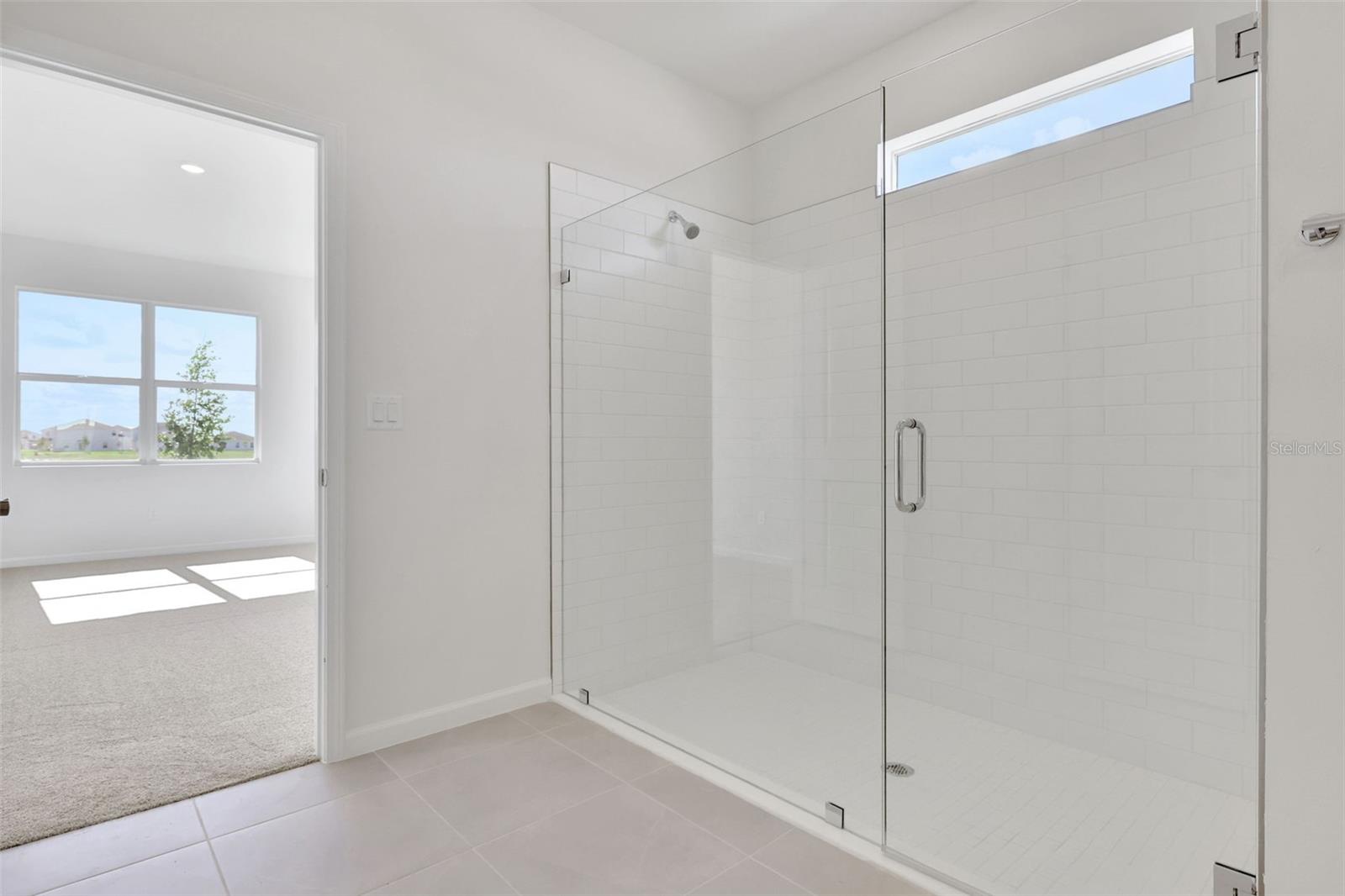 Image 18 of 28 For 10693 Suncrest Loop