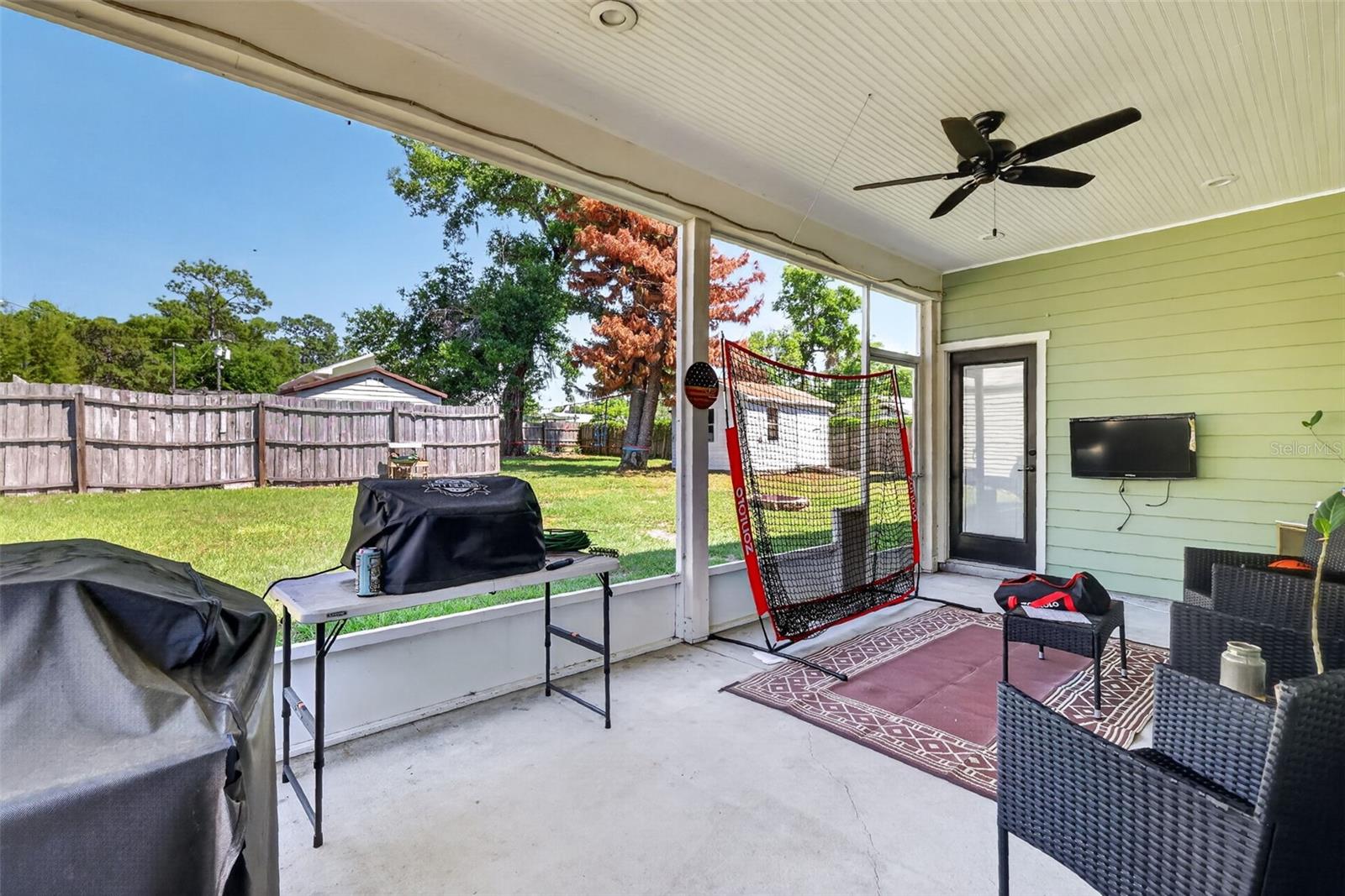 Image 24 of 28 For 5713 Lake Street