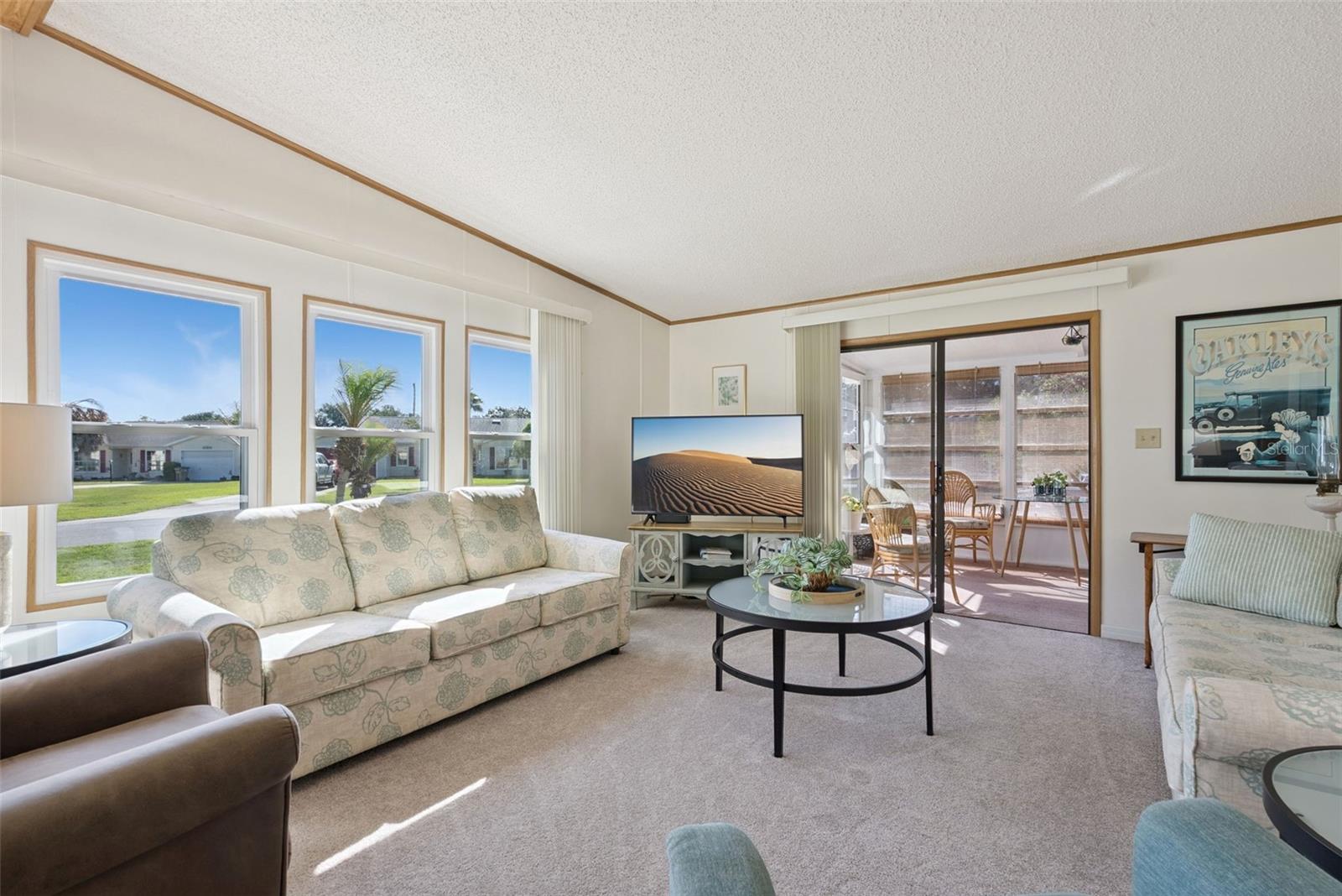 Image 12 of 65 For 24814 Pine Hill