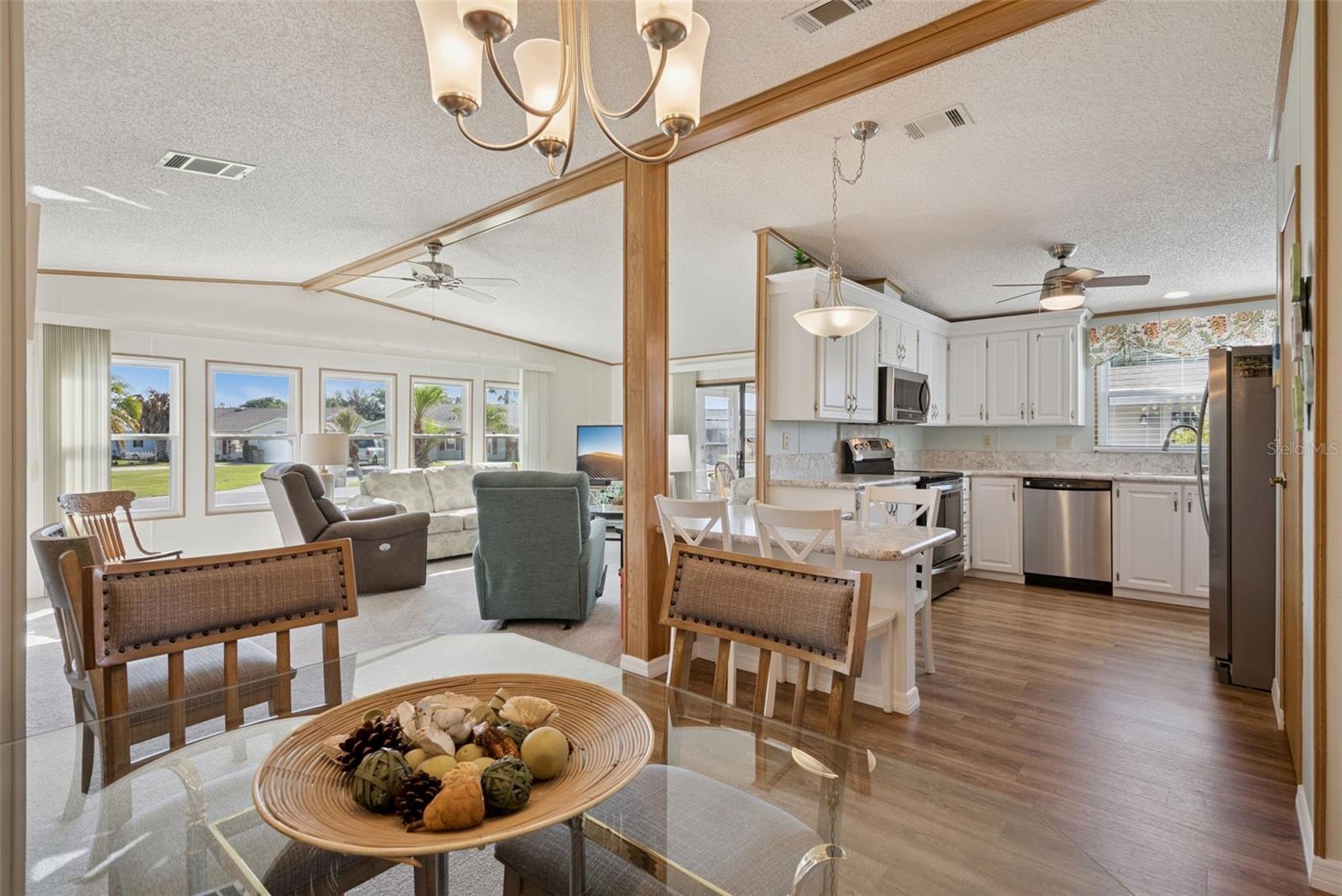 Image 14 of 65 For 24814 Pine Hill