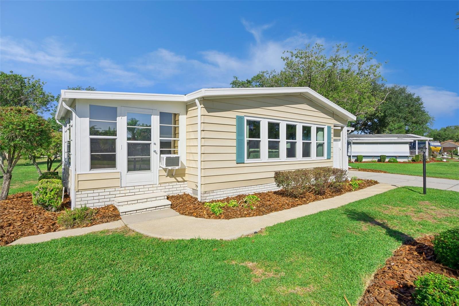Image 3 of 65 For 24814 Pine Hill