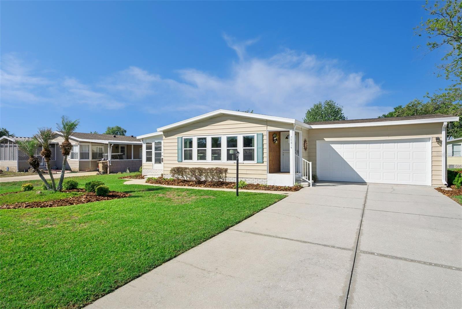 Image 4 of 65 For 24814 Pine Hill