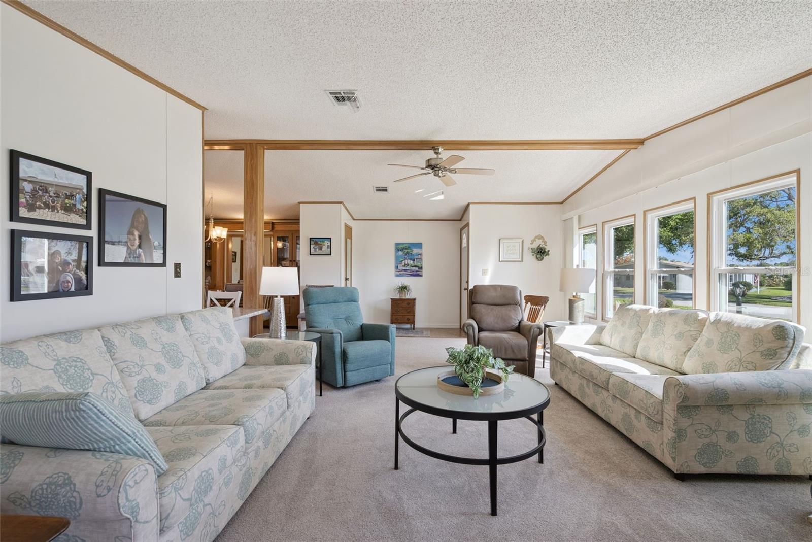 Image 8 of 65 For 24814 Pine Hill
