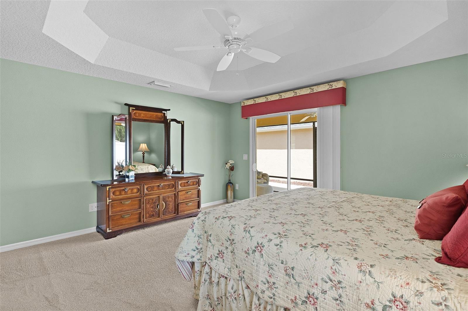 Image 20 of 49 For 2877 Charlevoix Street