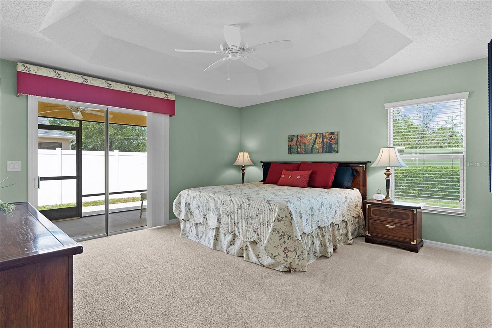 Image 21 of 49 For 2877 Charlevoix Street