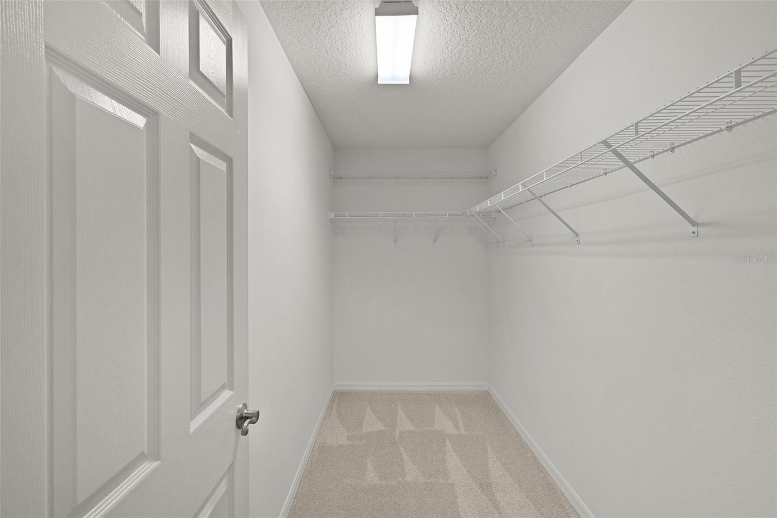 Image 23 of 49 For 2877 Charlevoix Street