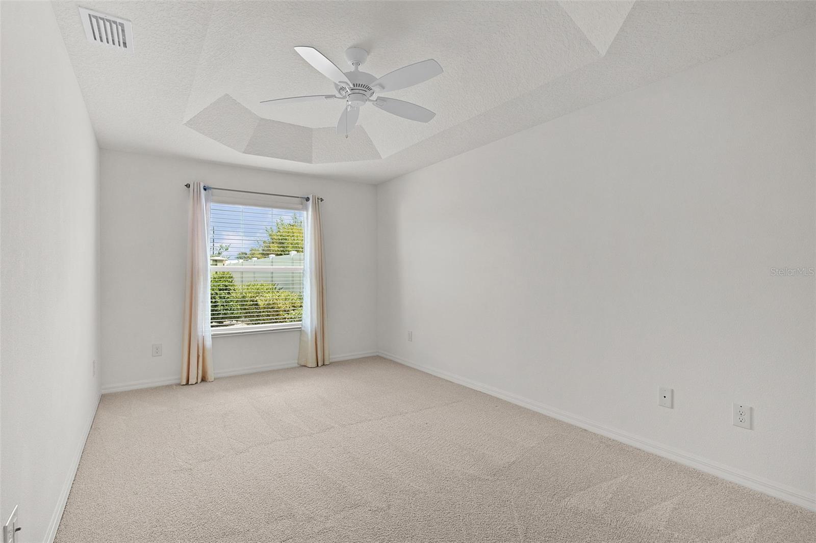 Image 24 of 49 For 2877 Charlevoix Street