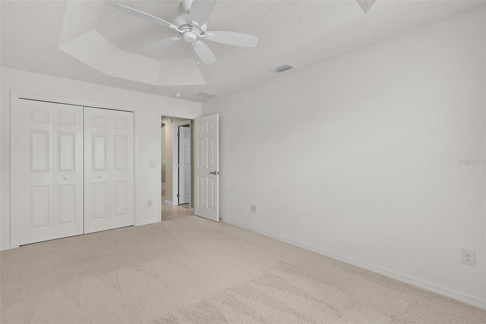 Image 25 of 49 For 2877 Charlevoix Street