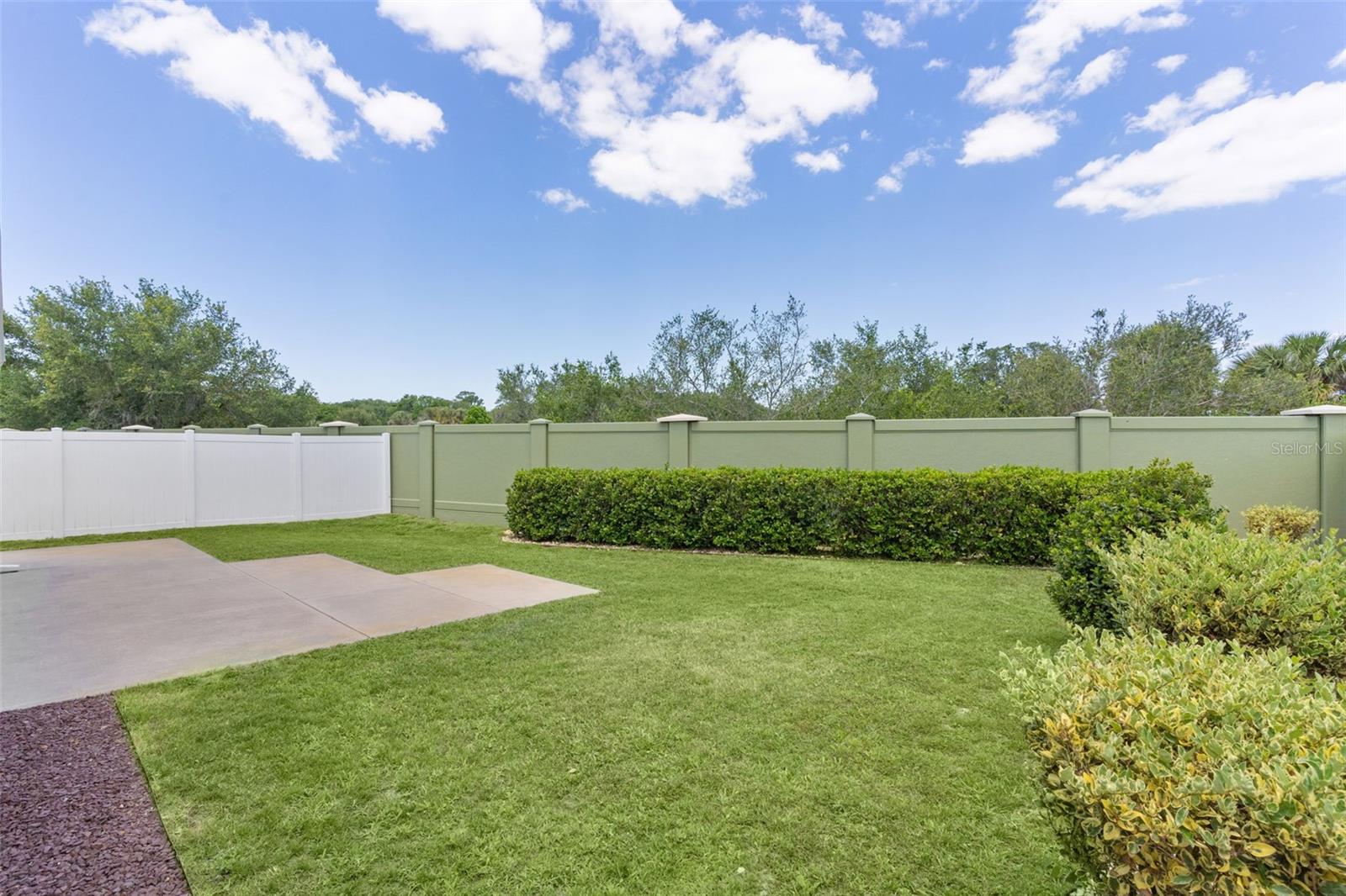 Image 36 of 49 For 2877 Charlevoix Street