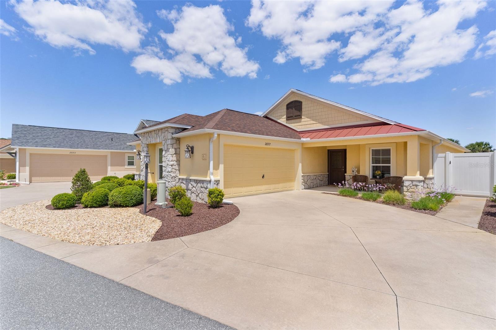 Image 40 of 49 For 2877 Charlevoix Street