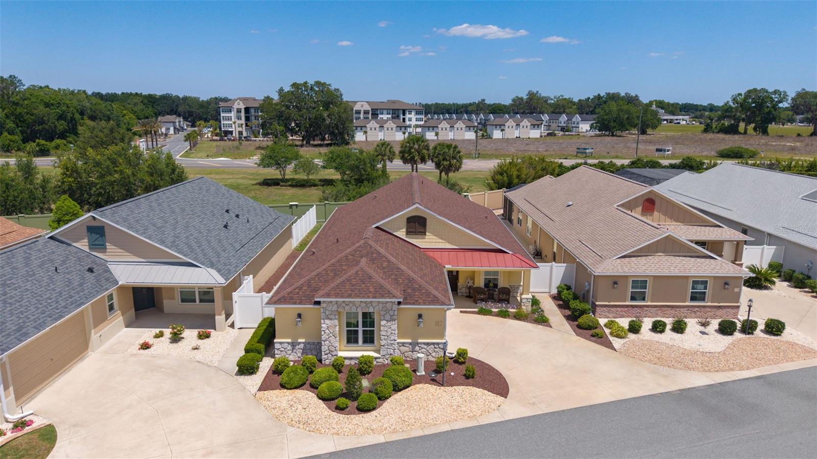 Image 43 of 49 For 2877 Charlevoix Street