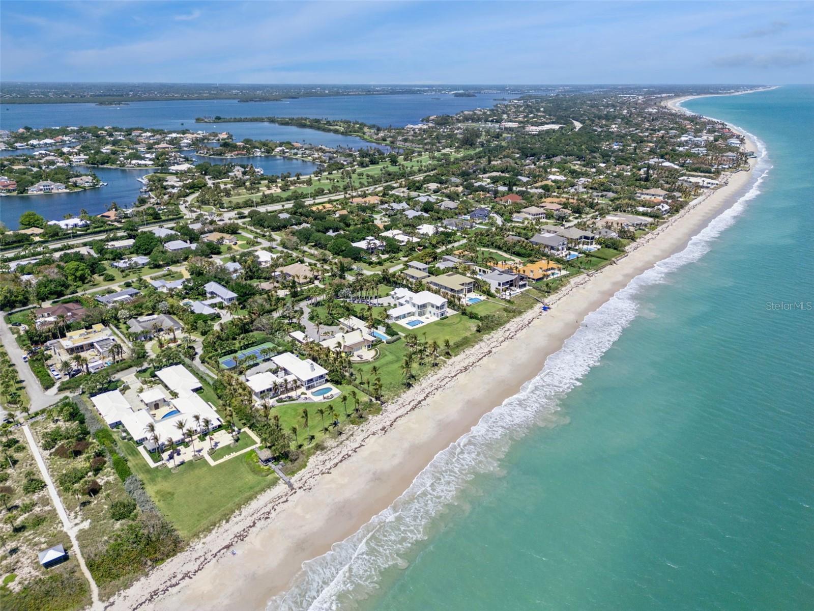 Image 11 of 60 For 716 Reef Road