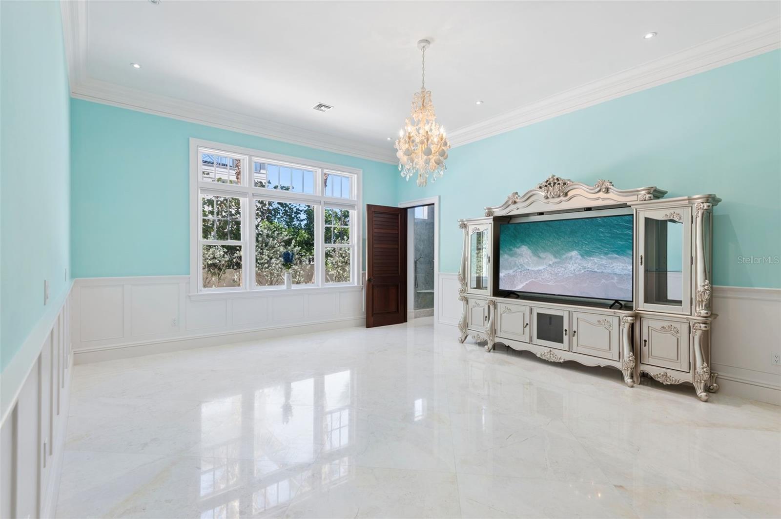 Image 27 of 60 For 716 Reef Road