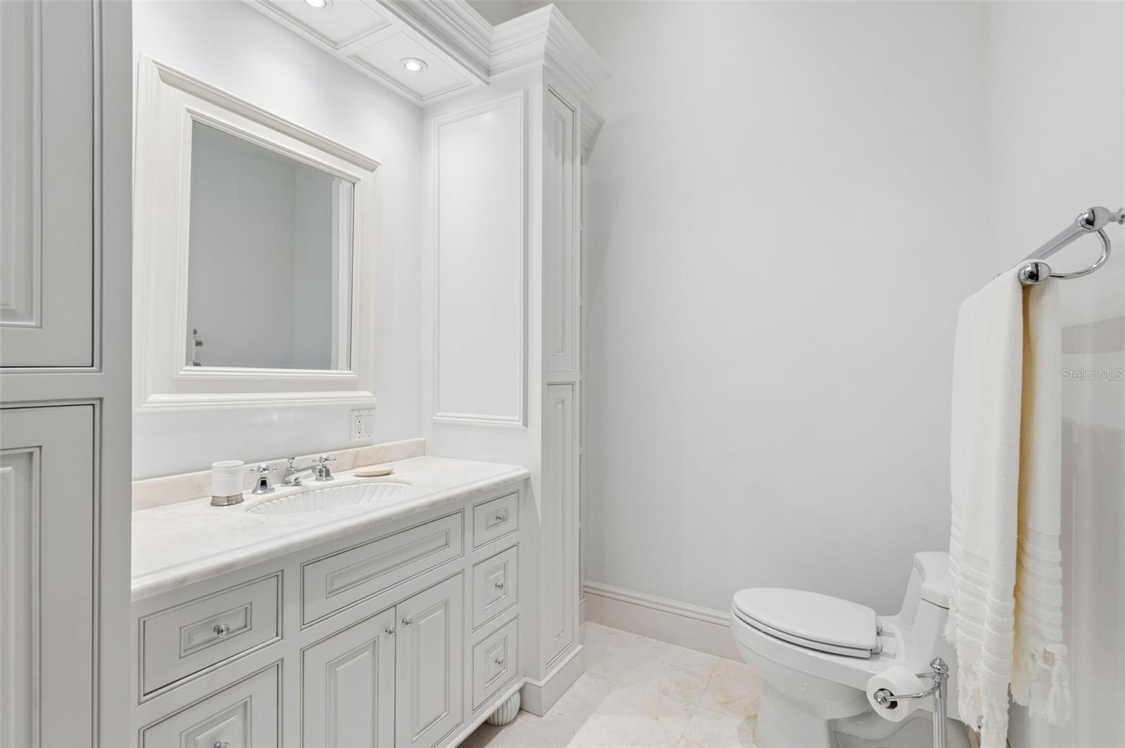 Image 29 of 60 For 716 Reef Road