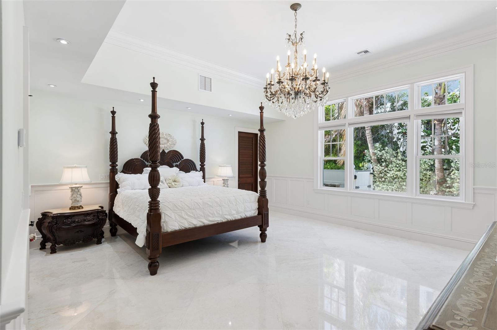 Image 32 of 60 For 716 Reef Road