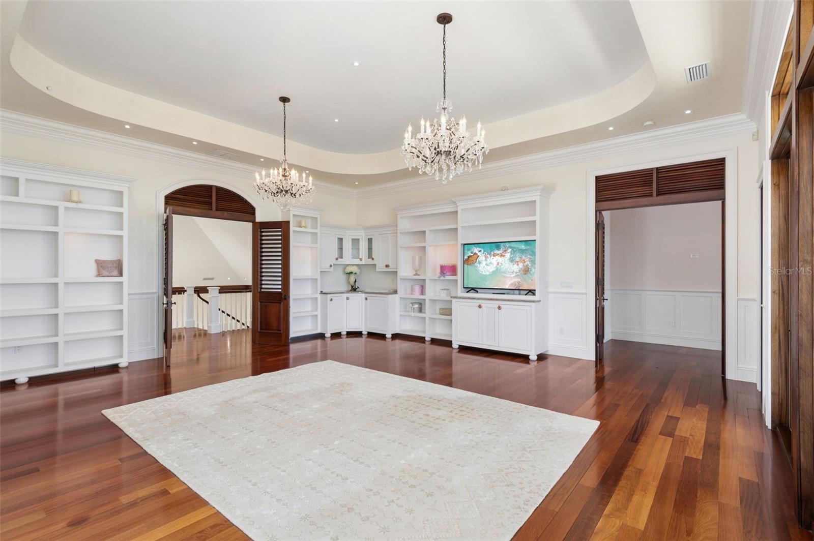 Image 38 of 60 For 716 Reef Road