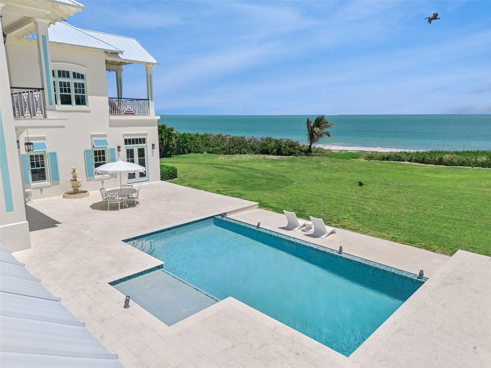 Image 4 of 60 For 716 Reef Road