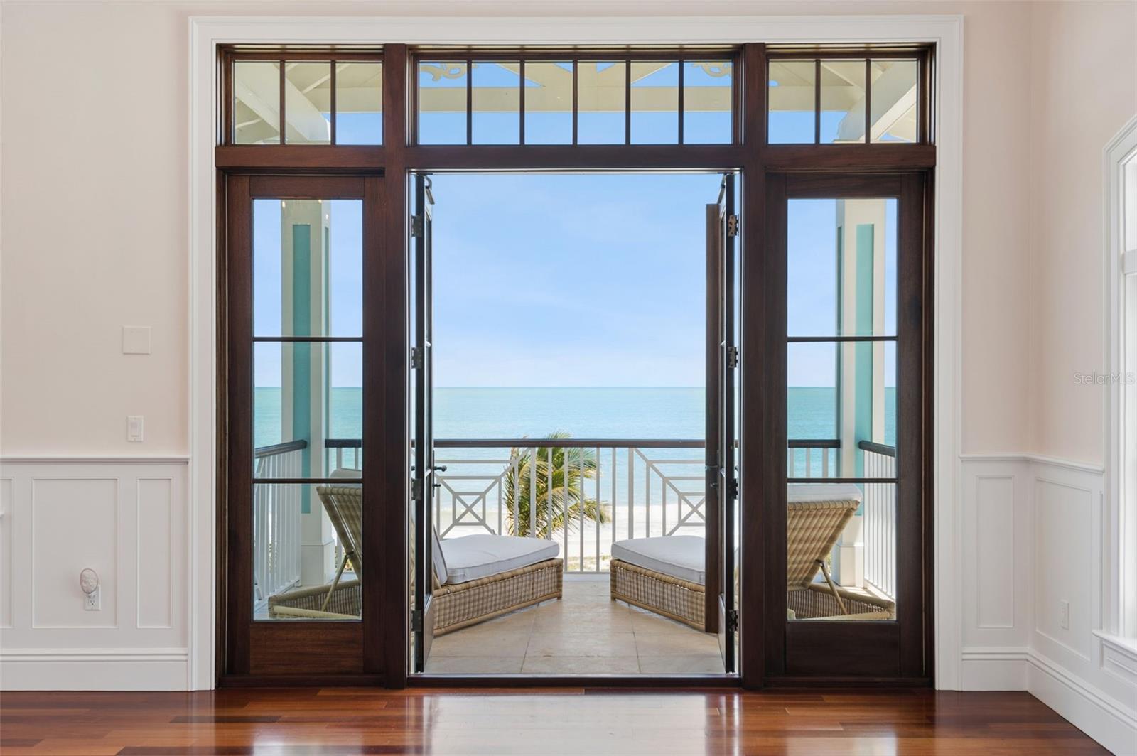 Image 43 of 60 For 716 Reef Road