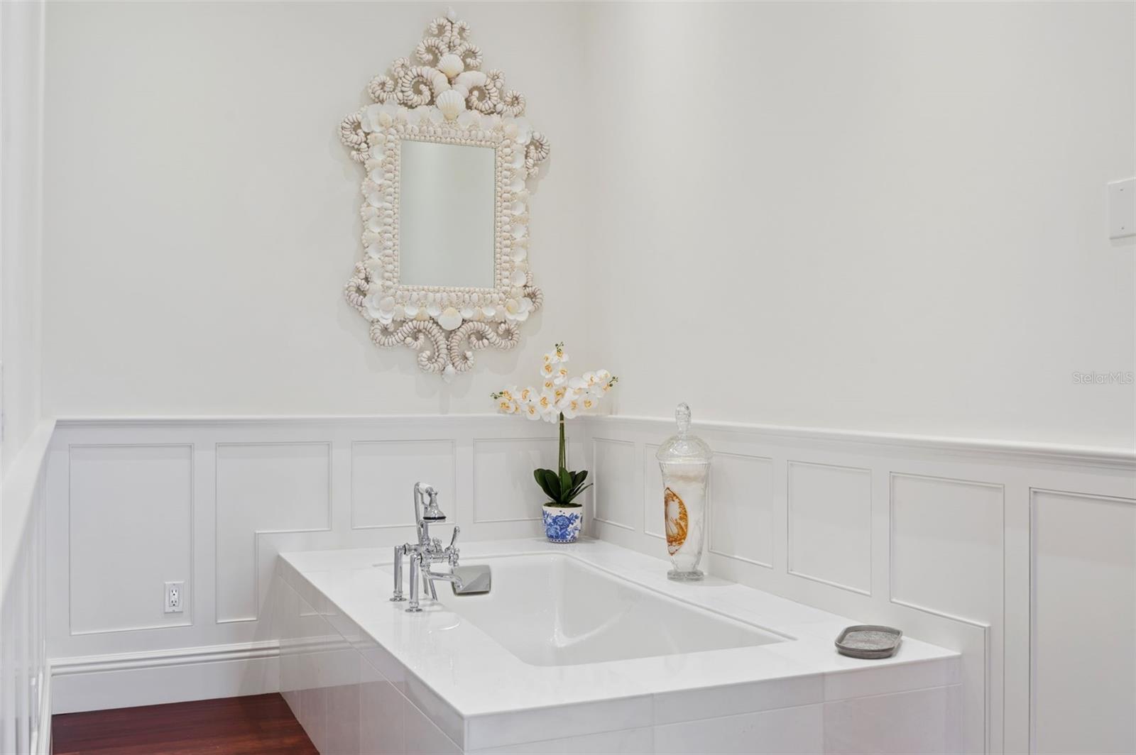 Image 46 of 60 For 716 Reef Road