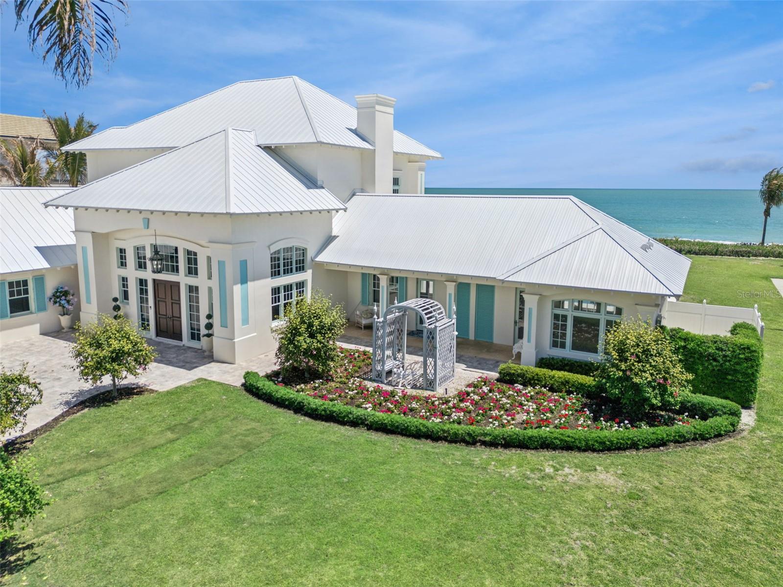 Image 7 of 60 For 716 Reef Road