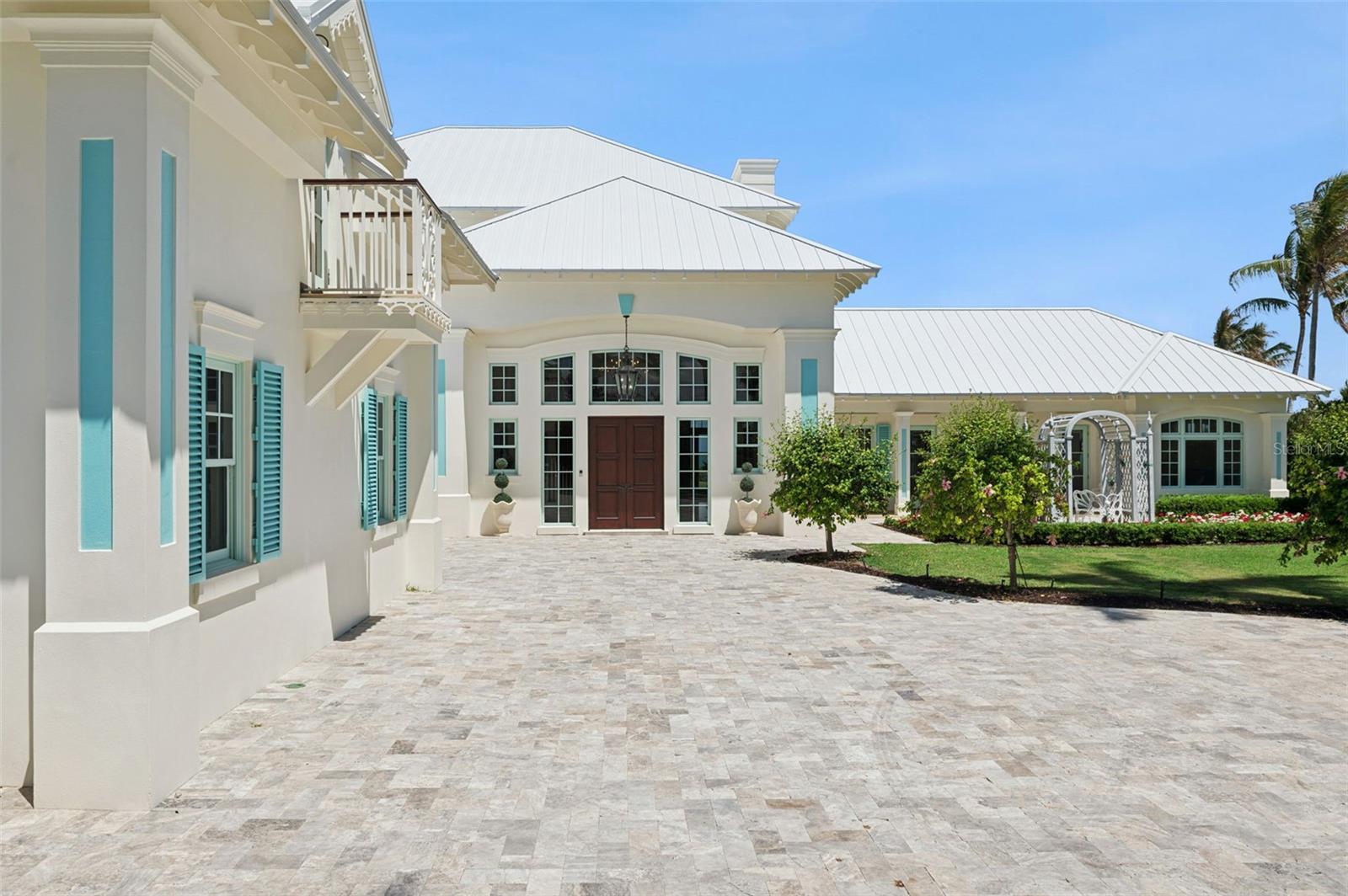 Image 8 of 60 For 716 Reef Road