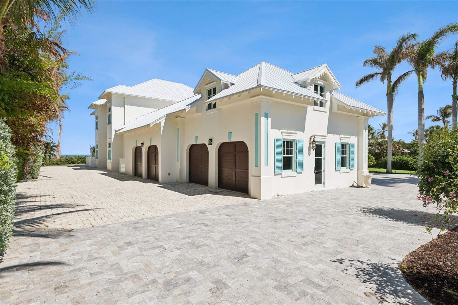 Image 9 of 60 For 716 Reef Road