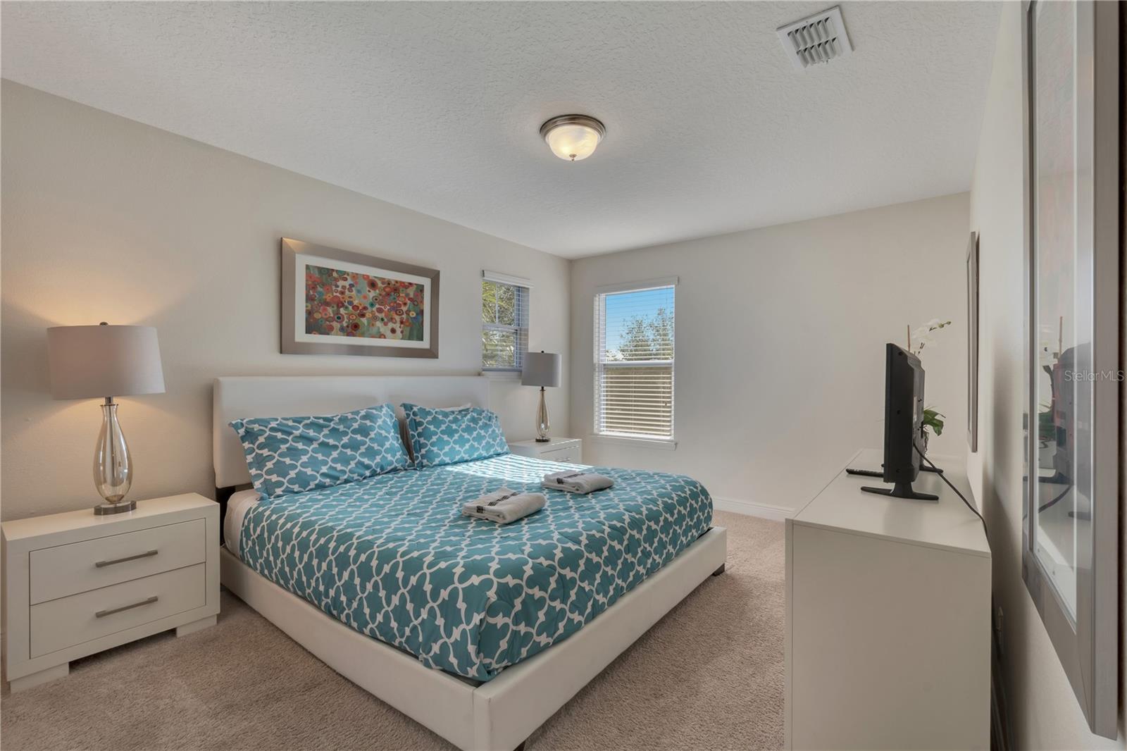 Image 15 of 22 For 4328 Acorn Court