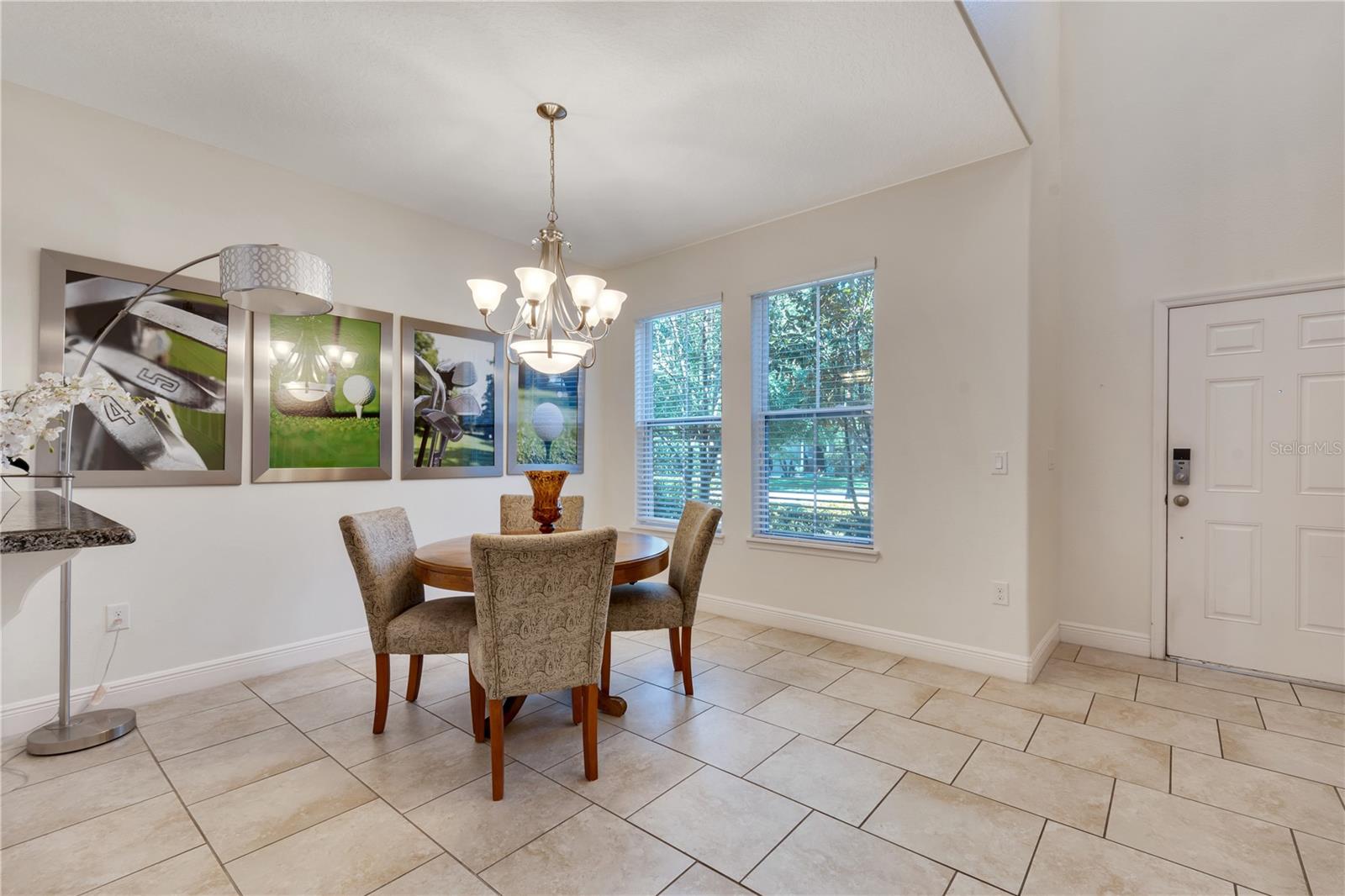 Image 5 of 22 For 4328 Acorn Court