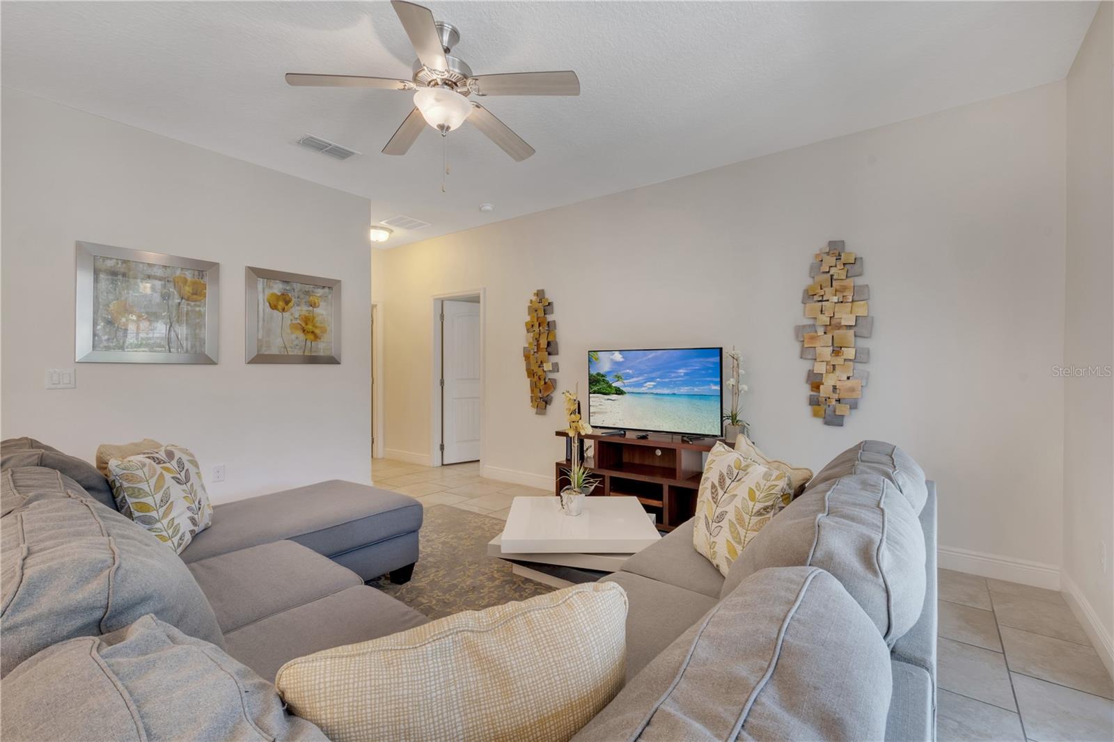 Image 6 of 22 For 4328 Acorn Court