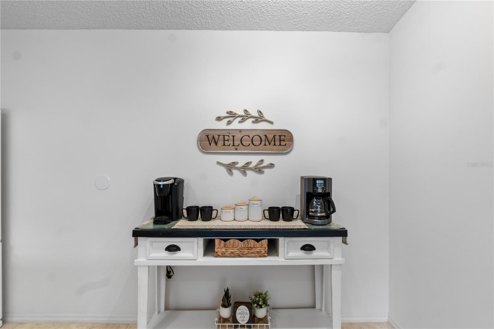 Image 10 of 33 For 2343 Dillon Lane