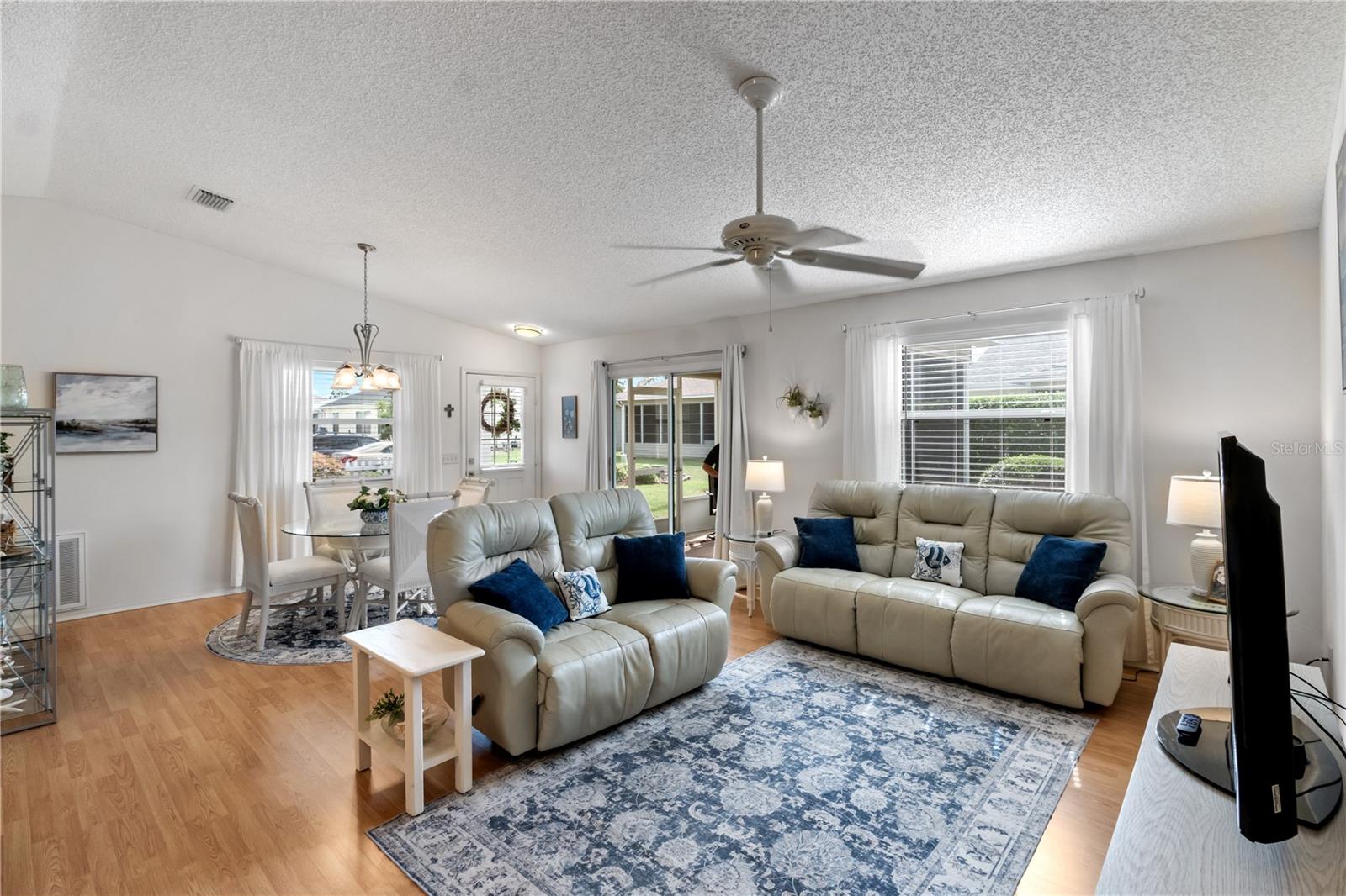 Image 16 of 33 For 2343 Dillon Lane