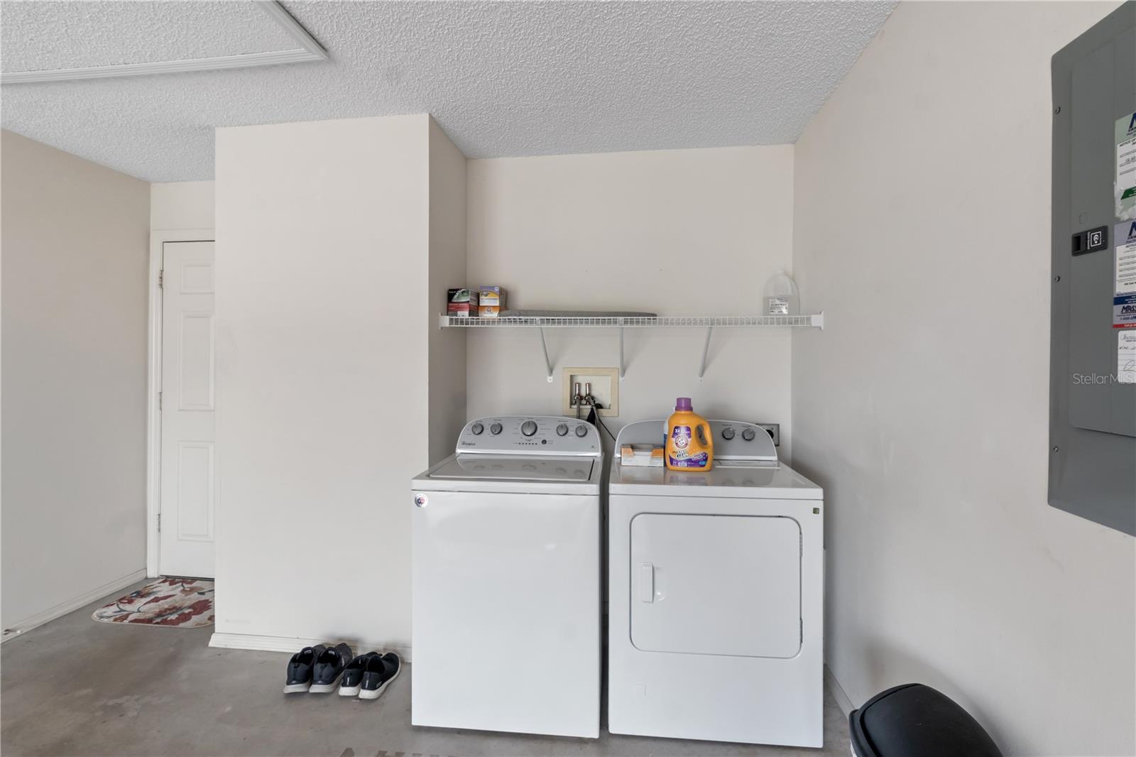 Image 29 of 33 For 2343 Dillon Lane