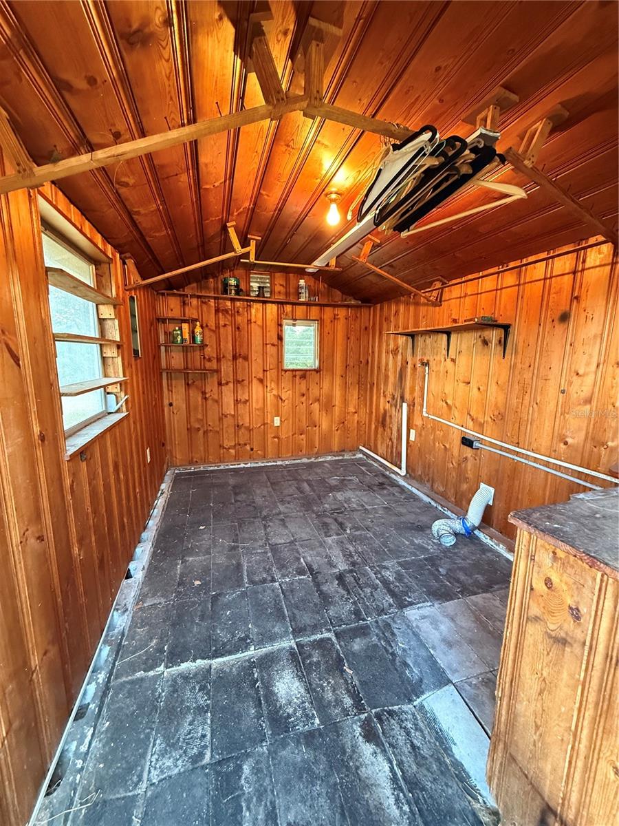 Image 14 of 16 For 11411 Huggins St