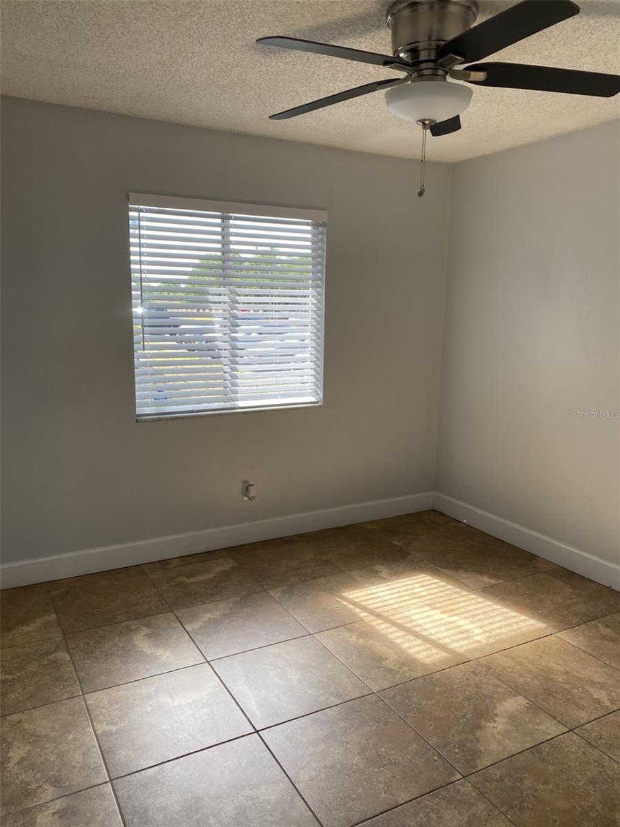 Image 10 of 14 For 12310 Tavares Ridge Court 144