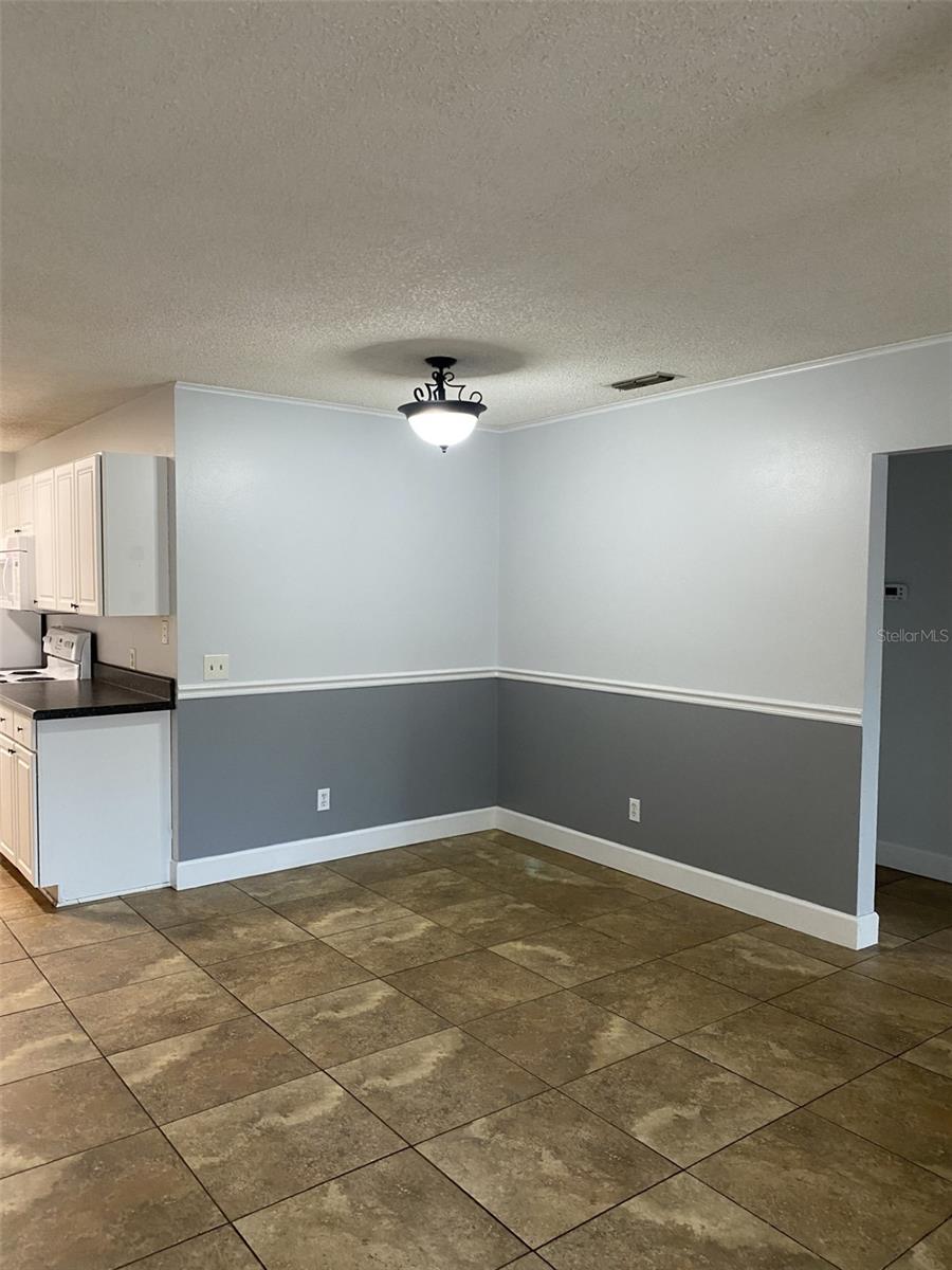 Image 3 of 14 For 12310 Tavares Ridge Court 144