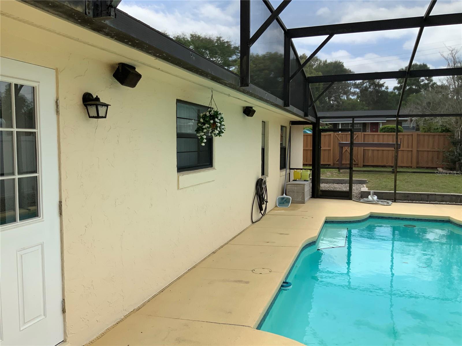 Image 27 of 33 For 200 Bryan Street