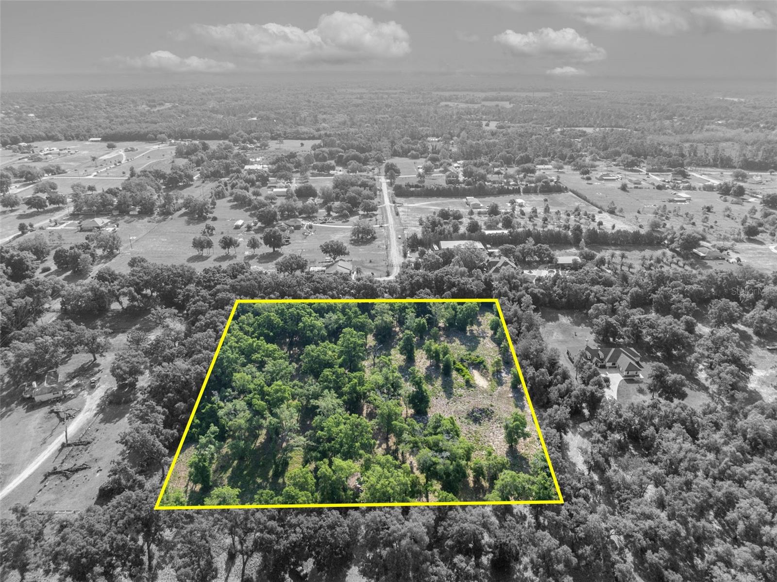 Image 12 of 21 For Shady Oak Lane