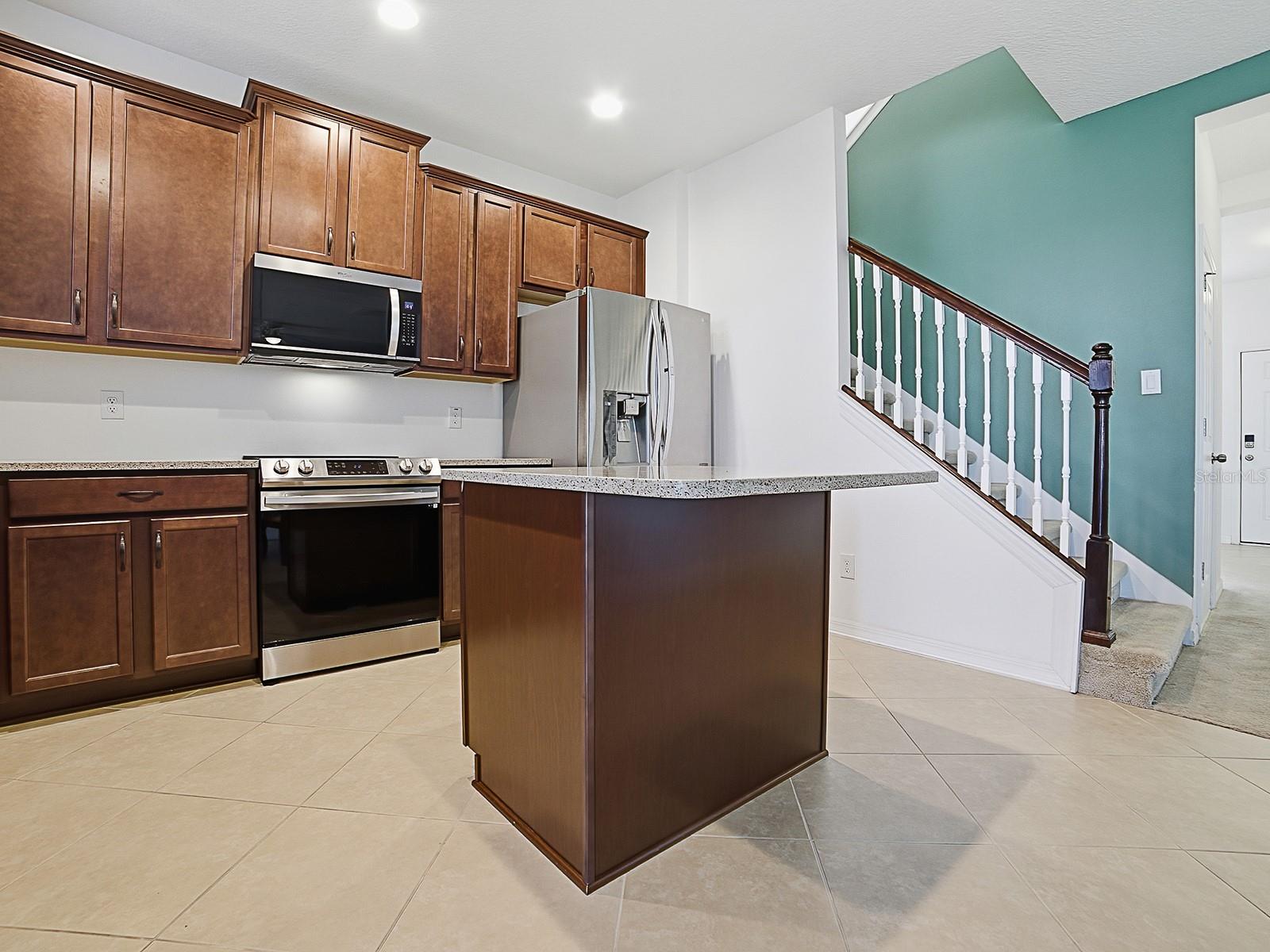 Image 11 of 72 For 509 Blue Cypress Drive