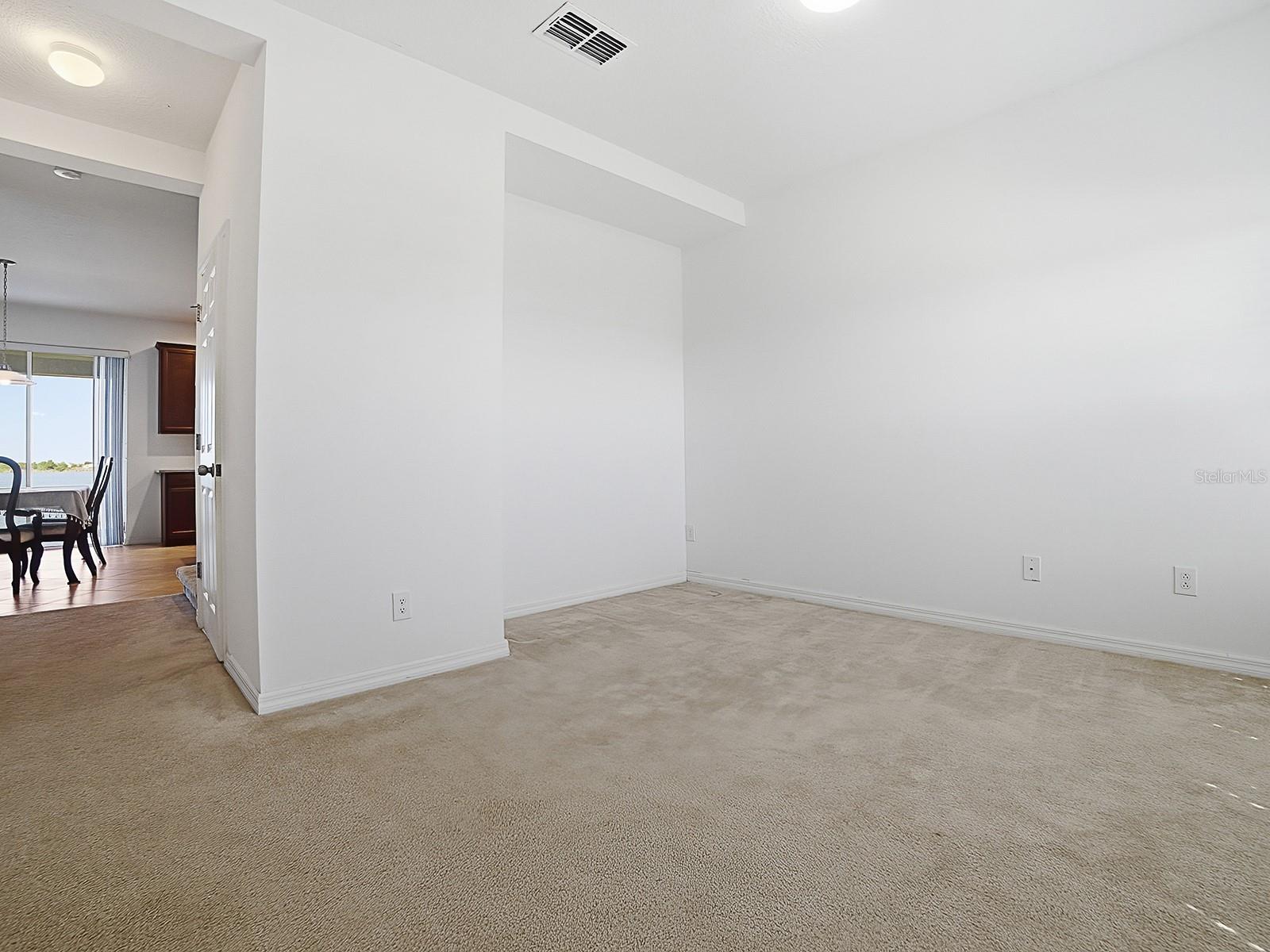 Image 16 of 72 For 509 Blue Cypress Drive