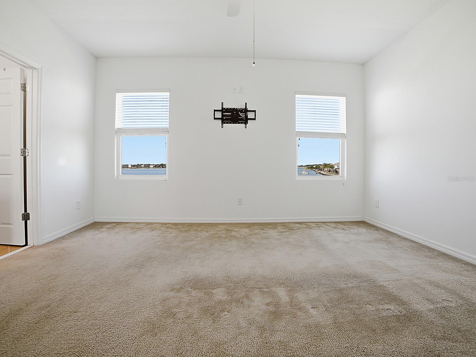 Image 24 of 72 For 509 Blue Cypress Drive