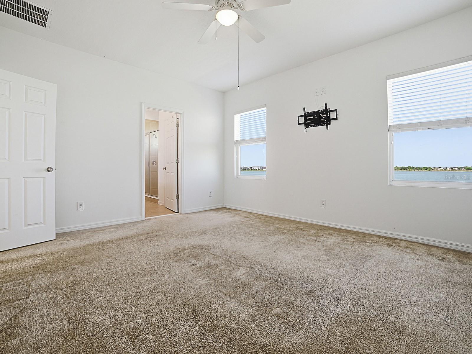 Image 27 of 72 For 509 Blue Cypress Drive