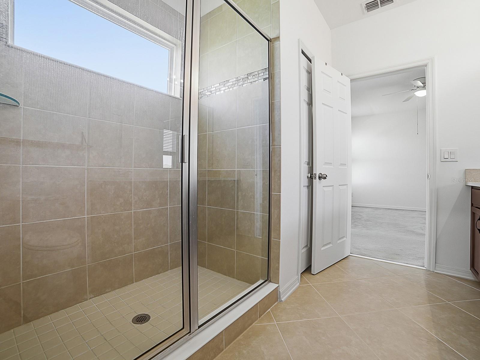 Image 29 of 72 For 509 Blue Cypress Drive