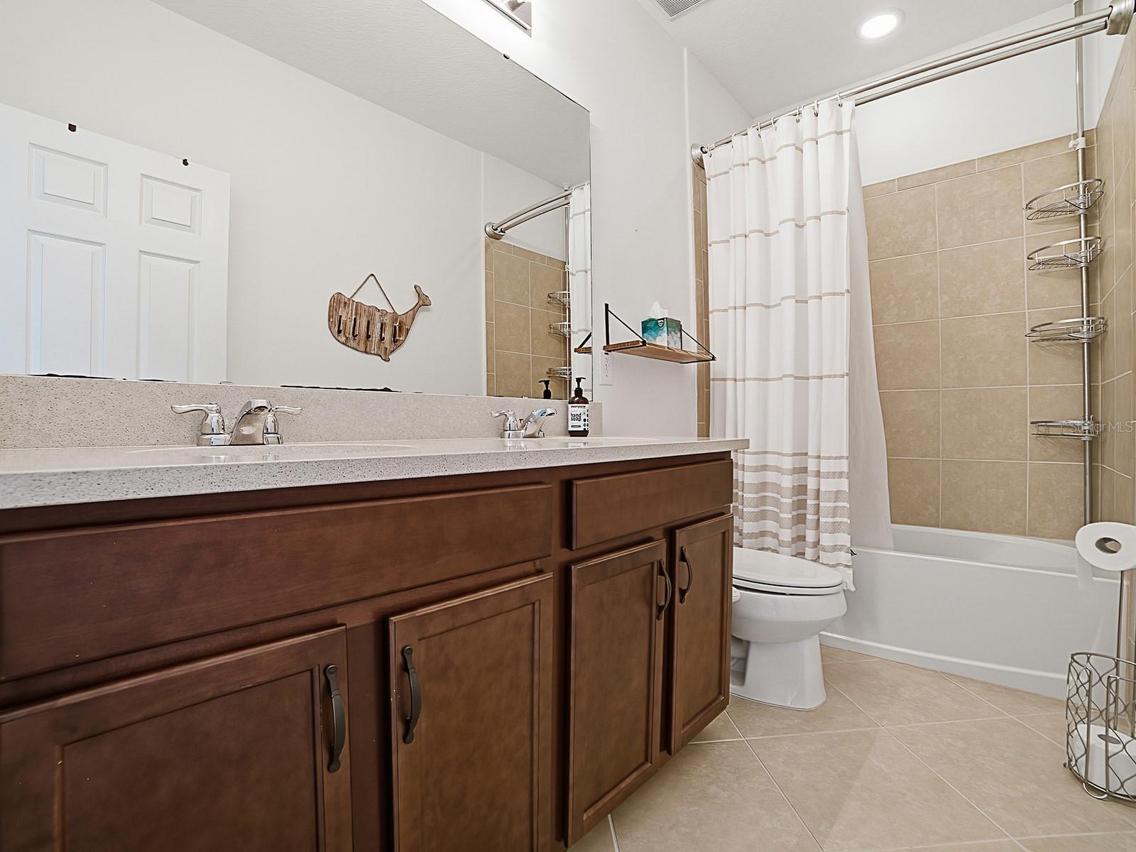 Image 33 of 72 For 509 Blue Cypress Drive