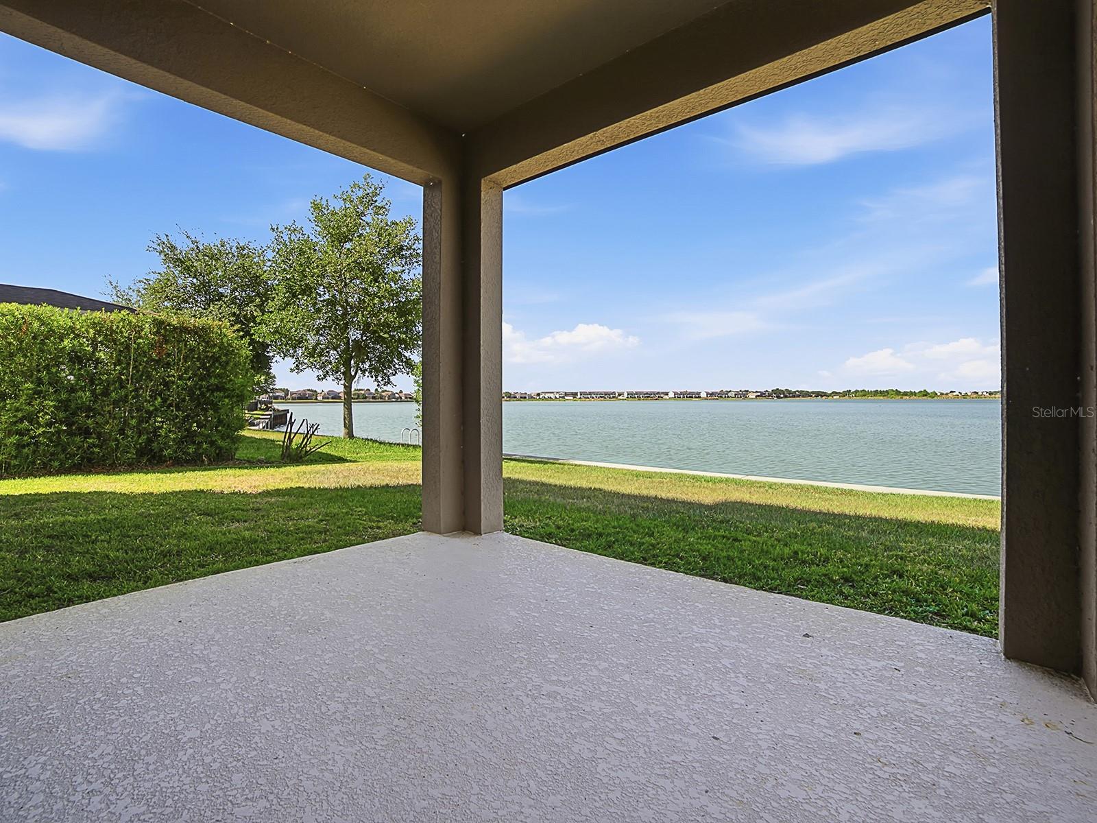 Image 38 of 72 For 509 Blue Cypress Drive