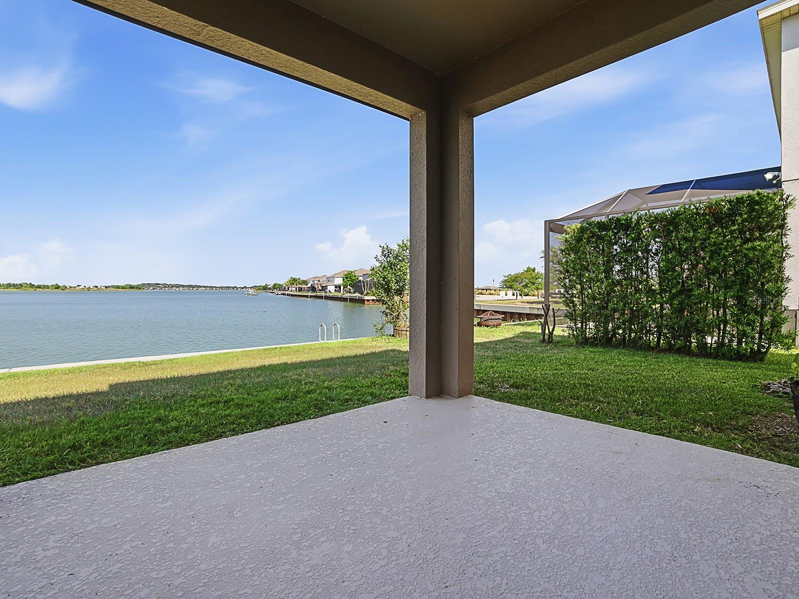 Image 39 of 72 For 509 Blue Cypress Drive